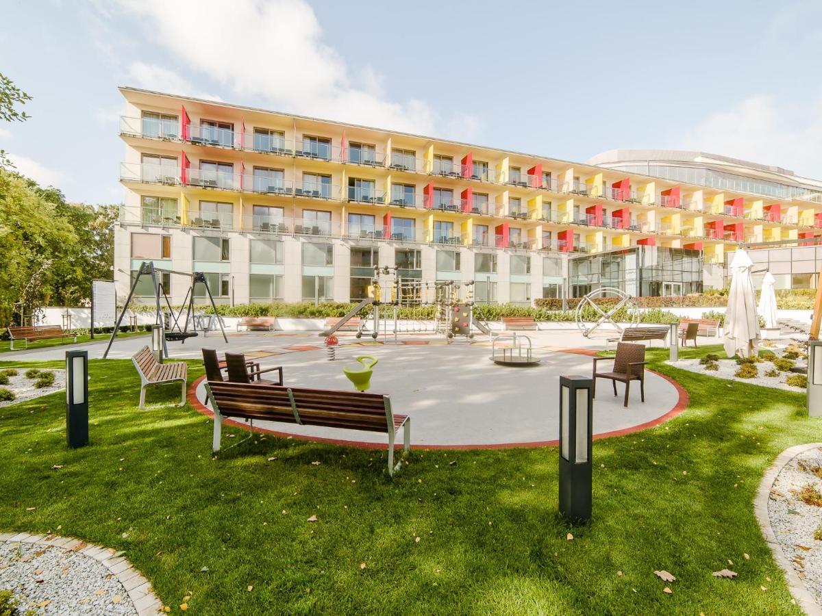Aquabaltic Apartments Aquarius Kolobrzeg Ngoại thất bức ảnh
